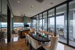 Nouvel 18 (D10), Condominium #505558511